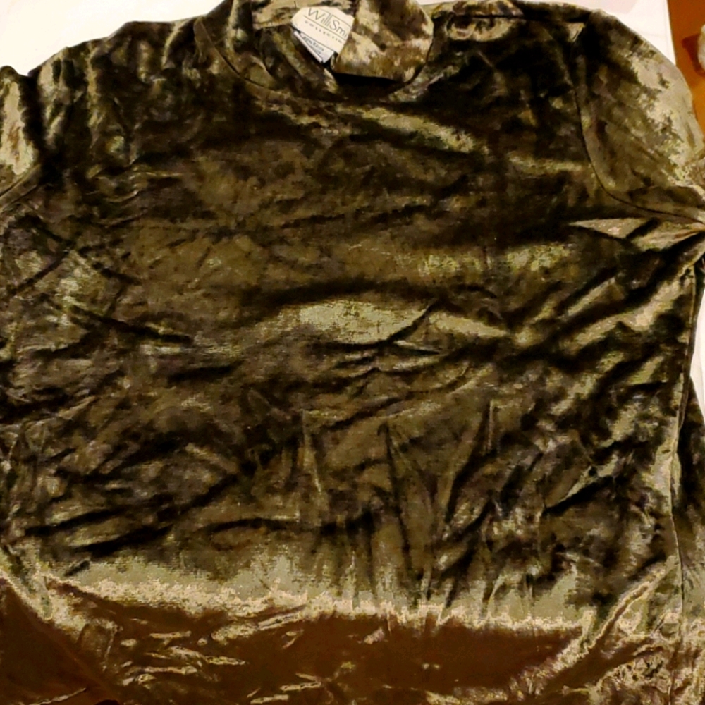 Will Smith Crushed Olive Velvet Short Sleeve Top S